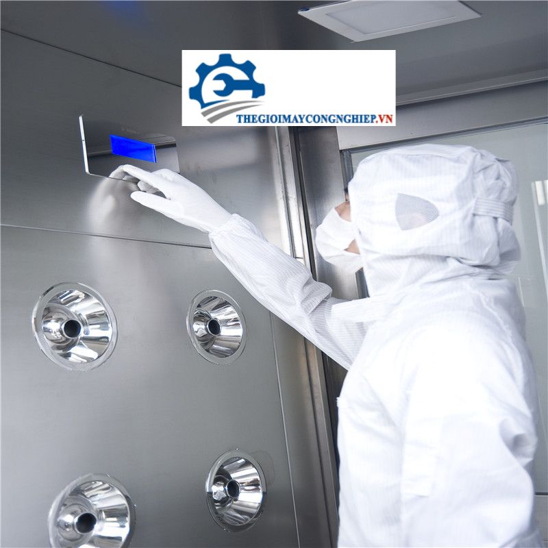 Buồng thổi khí air shower