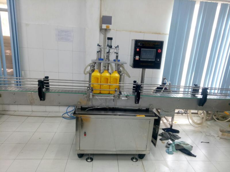 Máy chiết rót mỹ phẩm – Chế tạo máy chiết rót tự động năng suất cao