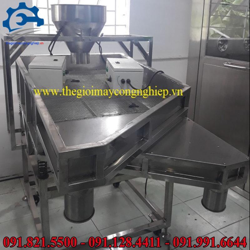 Máy sàng hình chữ nhật – Máy sàng bột, thuốc nam, cát, đá, kim loại, thực phẩm, mỹ phẩm